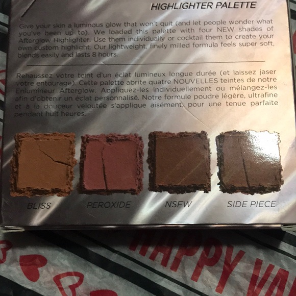 Urban Decay Pallet! Brand new in box, NEVER USED! - Picture 6 of 8